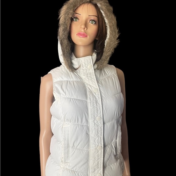 ARIZONA The Original Jean Women White Puffer Vests Size large - Picture 11 of 12